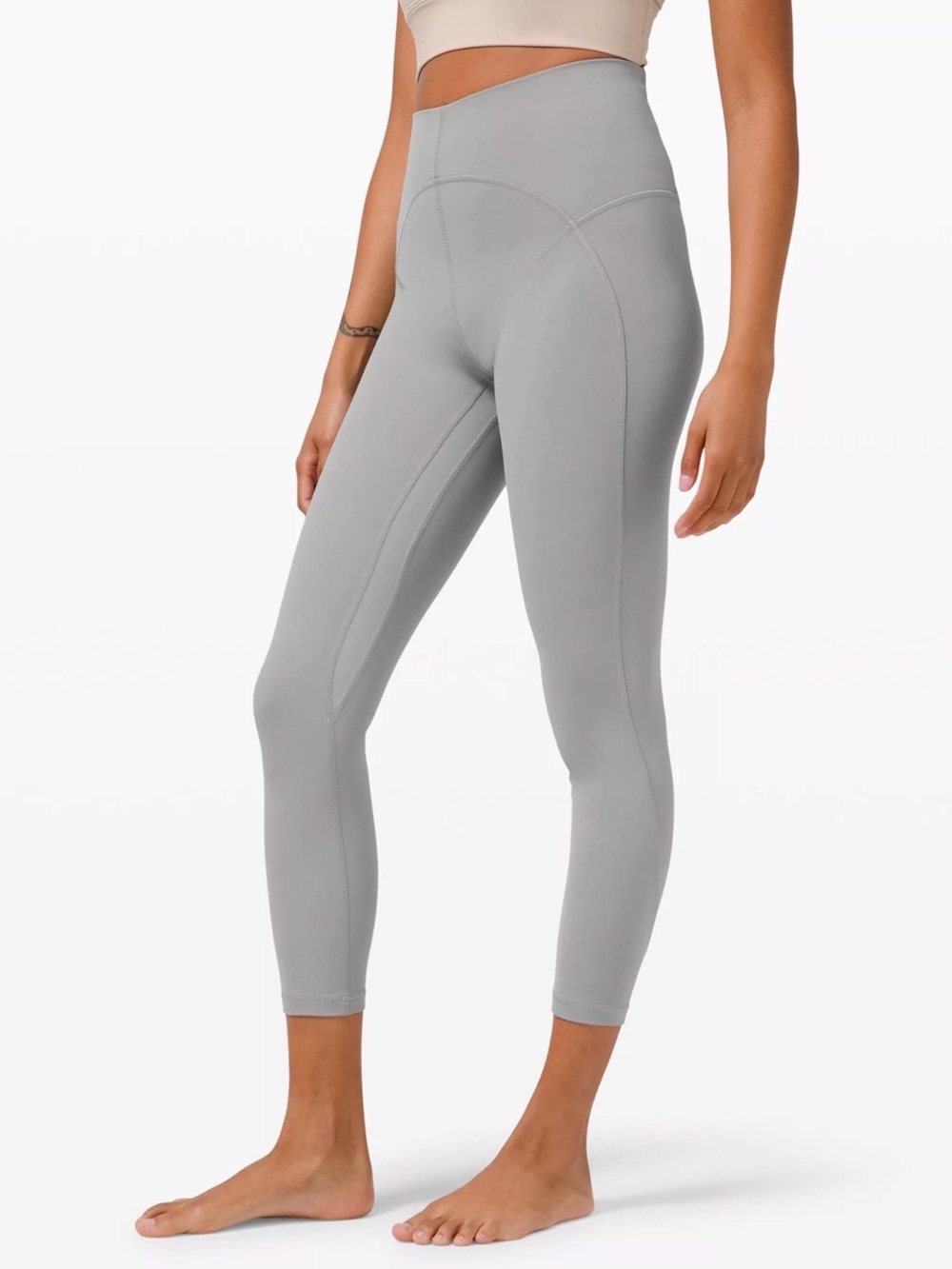 LULULEMON UNLIMIT HIGH-RISE TIGHT 25" - size 6
